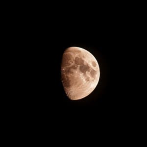 Noches Encantadas: Sonidos Ambientales Para La Serenidad Del Sueño - Lunas ruidosas