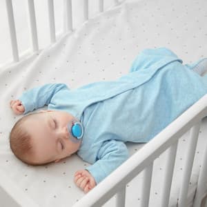 Cozy Crib Serenade: Gentle Baby Lullaby Melodies - Sonic Drifter