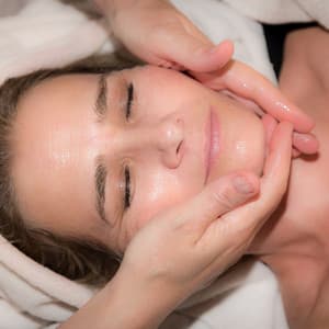 Tranquil Music for Therapeutic Massage - Relaxing Asian Spa Music