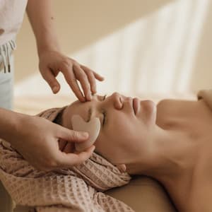 Music for Massage: Relaxing Therapy Tunes - Asian Zen Spa Music Collective