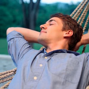 Piano Embrace: Rainy Melodies for Pure Relaxation - Mellow Melodies