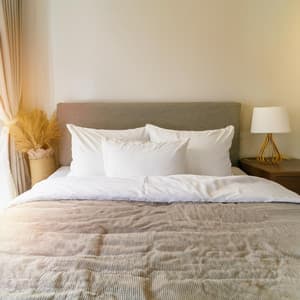 Sueño Sanador: Melodías Para El Descanso Y La Serenidad - Ecos Débiles