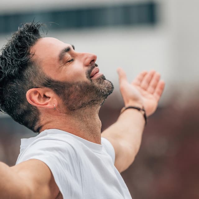 Music for Clarity: Enhanced Concentration Tunes - Embracing Sounds