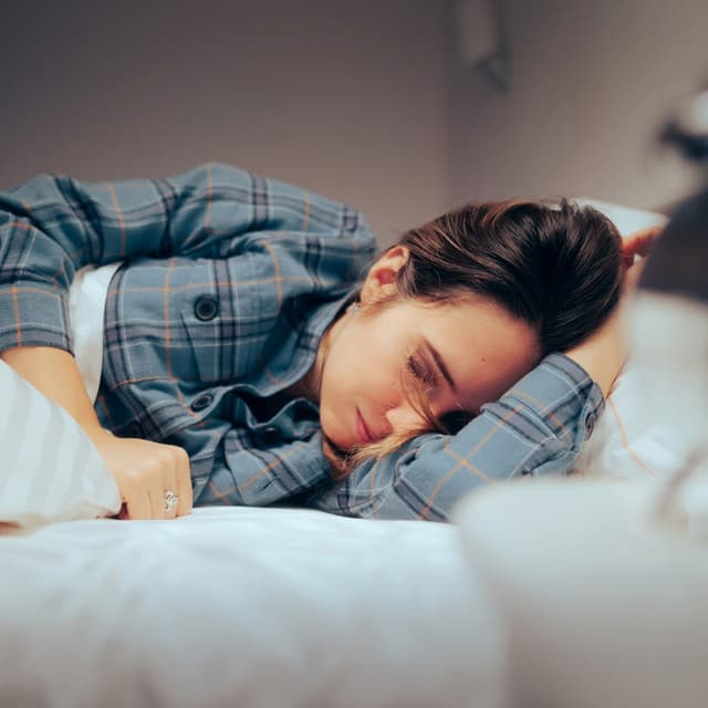 Night's Calm: Soothing Music for Sleep - Moonlight Classic