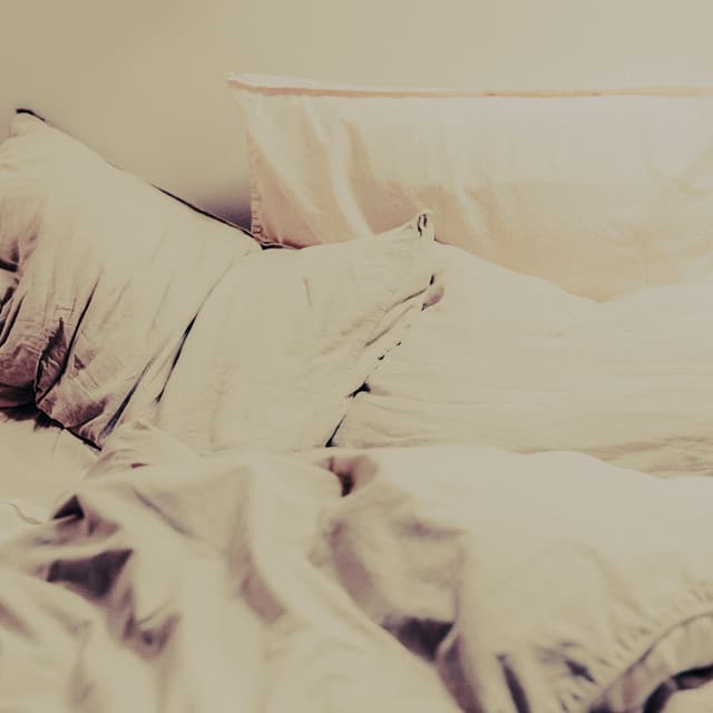 12AM Bedroom Sounds: Sonic Softness for Night Owls - White Noise Therapy